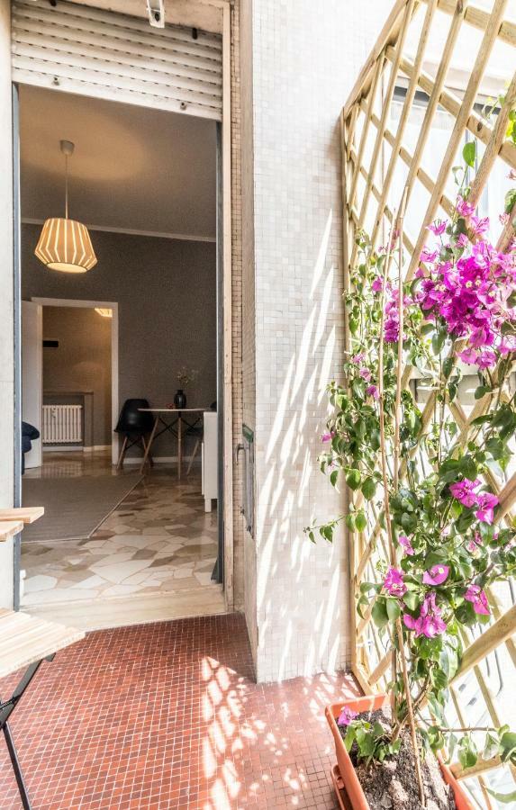 Joivy Modern 1-Bed Flat With Balcony In Portello Milano Ngoại thất bức ảnh
