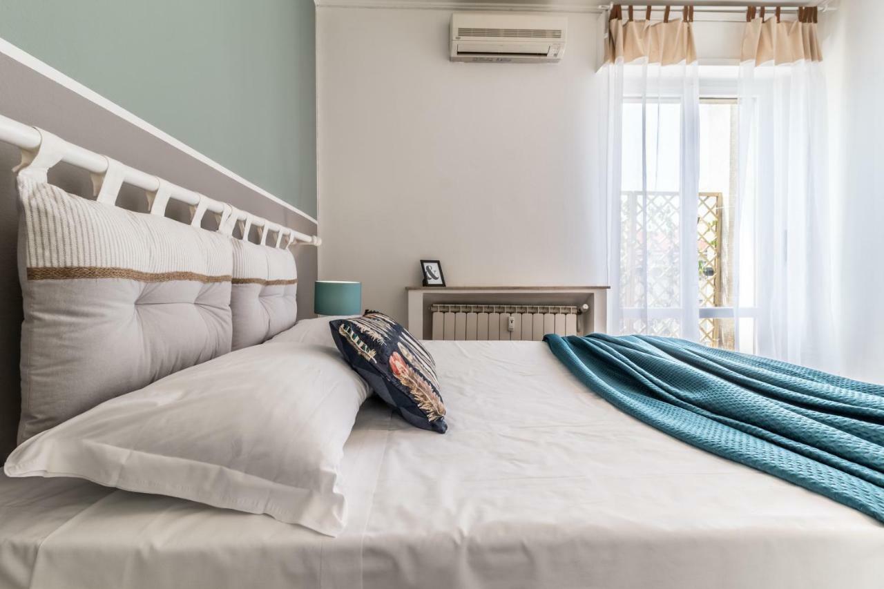 Joivy Modern 1-Bed Flat With Balcony In Portello Milano Ngoại thất bức ảnh