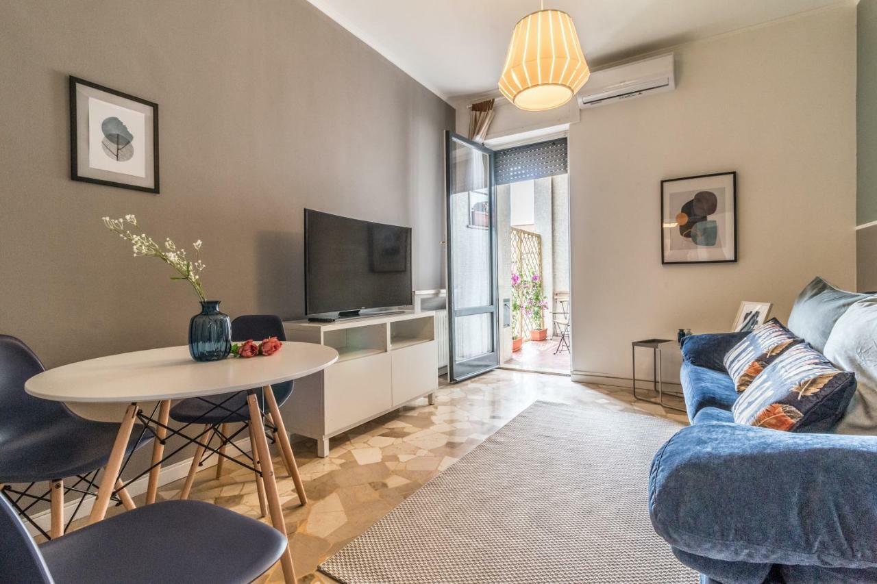 Joivy Modern 1-Bed Flat With Balcony In Portello Milano Ngoại thất bức ảnh