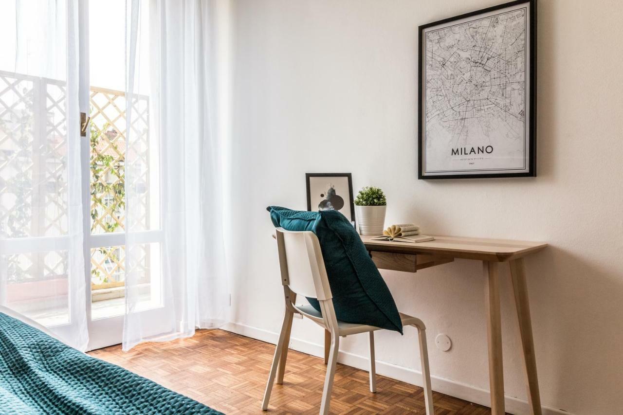 Joivy Modern 1-Bed Flat With Balcony In Portello Milano Ngoại thất bức ảnh